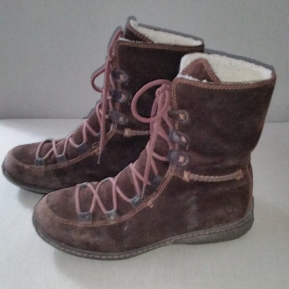 Timberland brown suede waterproof lace up winter boots